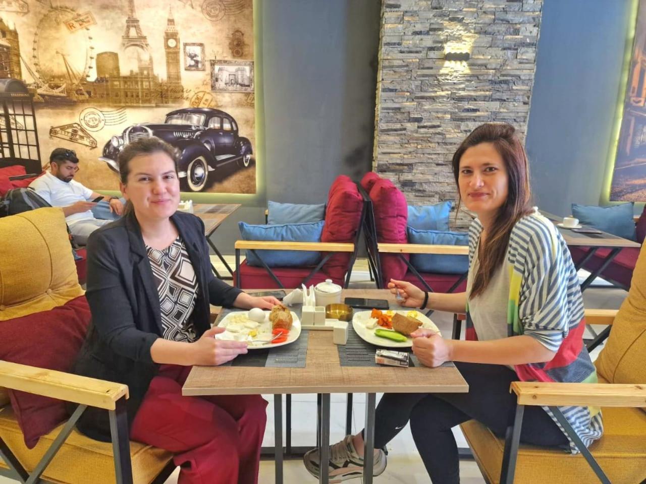 Ariva Center Hotel Xetai Baky Esterno foto