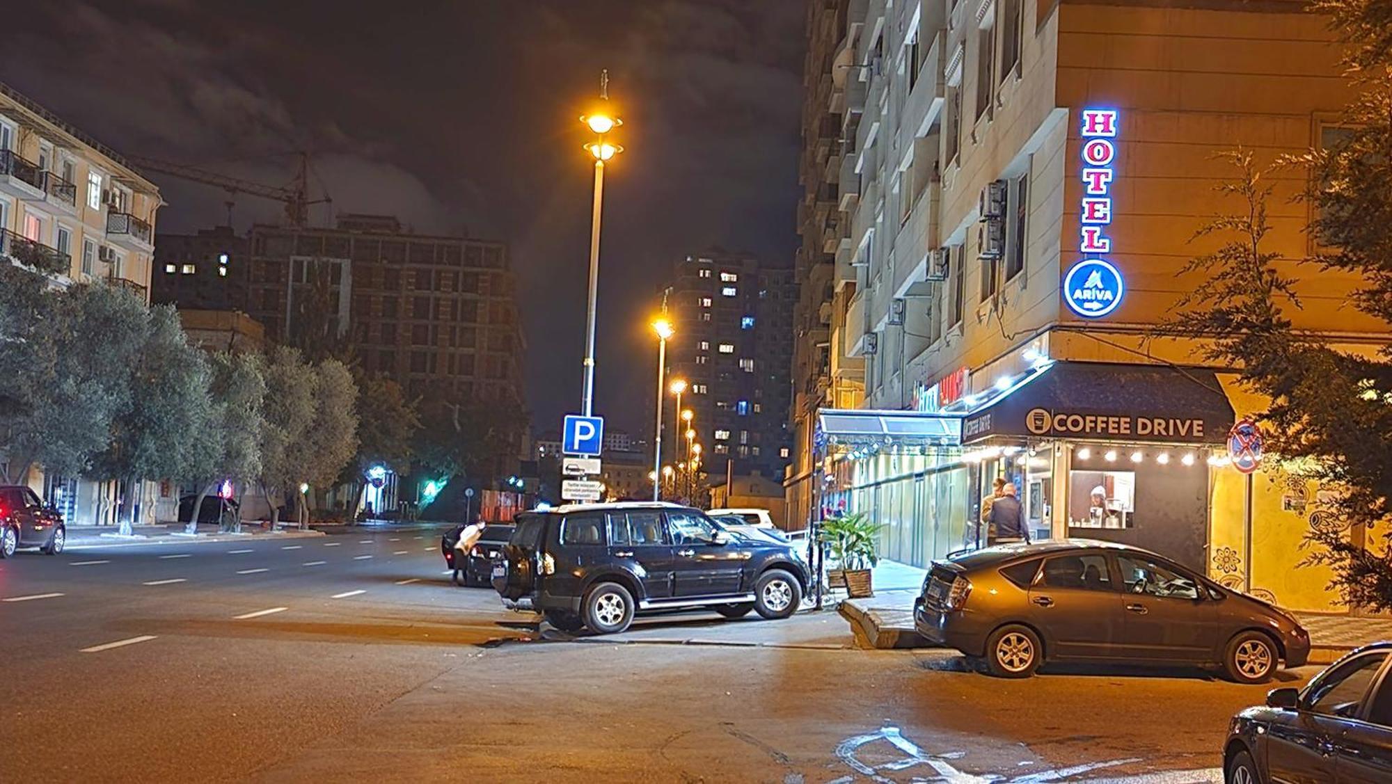 Ariva Center Hotel Xetai Baky Esterno foto